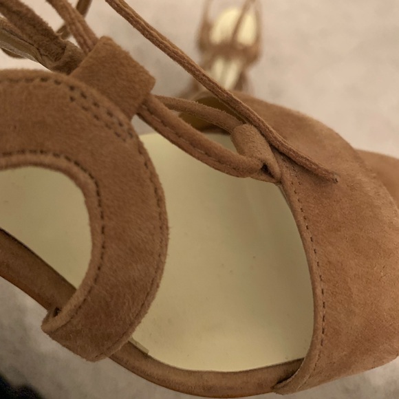 Nine West suede lace up block heel - Picture 6 of 8